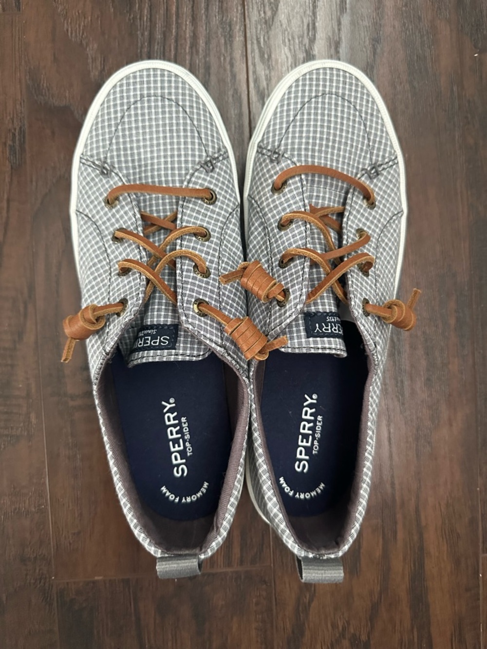Sperry Crest Vibe Gray Plaid Check Boat Shoes with Brown Laces Nice!